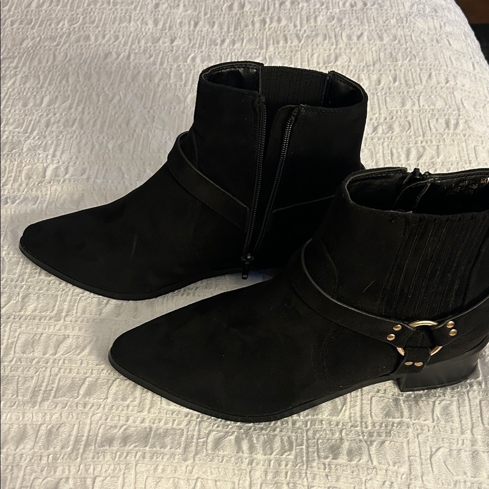 City Chic Black Ankle Booties with Strap Detail NEW WITHOUT TAGS